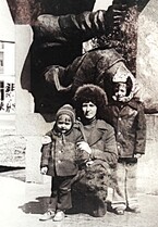 Освоение нового места жительства / Александр Черевков